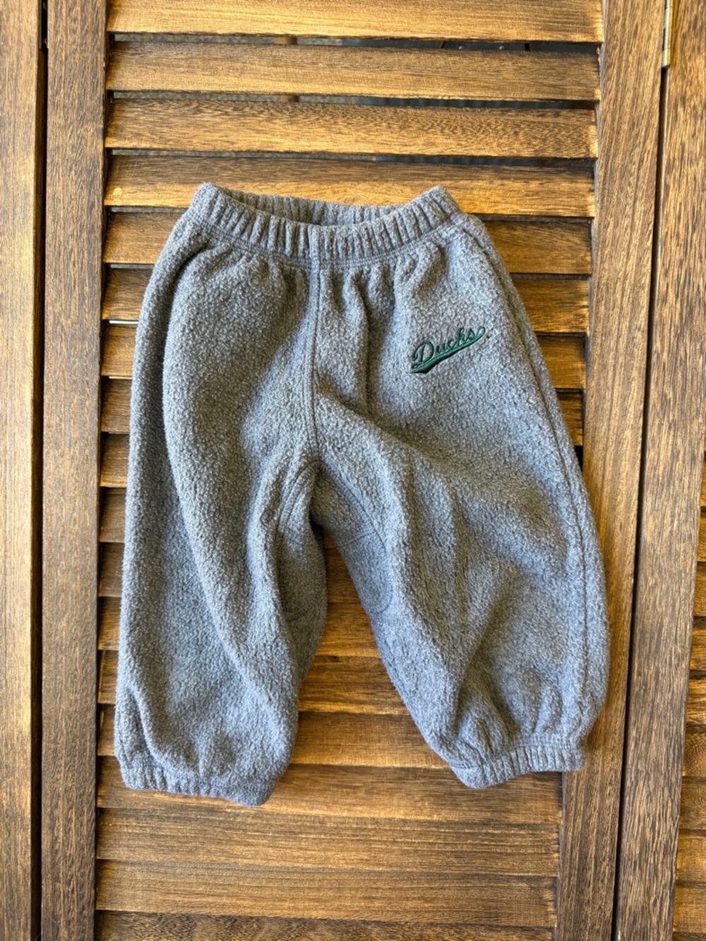 Oregon Ducks Gray Fleece Baby Toddler Joggers with Green 'Ducks' Accent 12-18 Mo